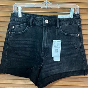 Stradivarius Mom Slim Fit High Rise Shorts Size 8 NWT